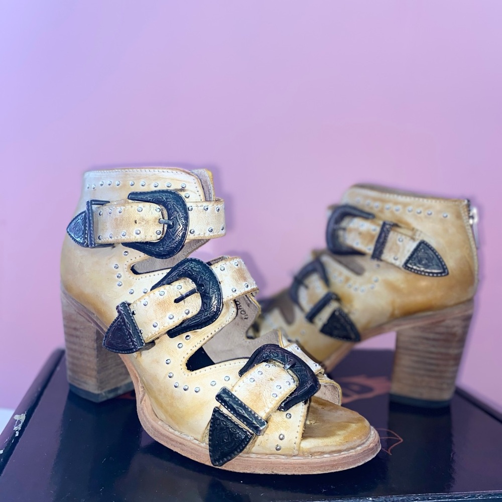 Freebird Violet Banana Sandal/Booties